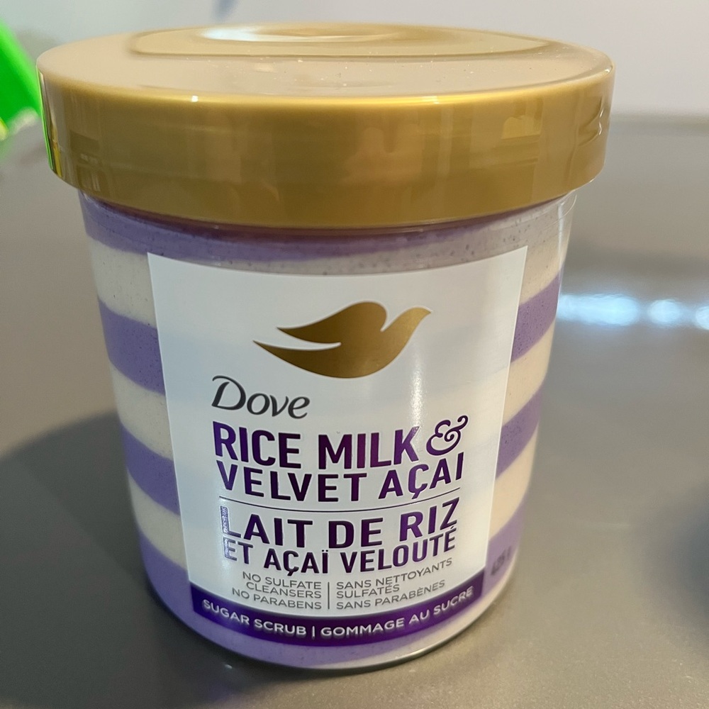 Dove Rice Milk & Velvet Açaí Sugar Scrub
